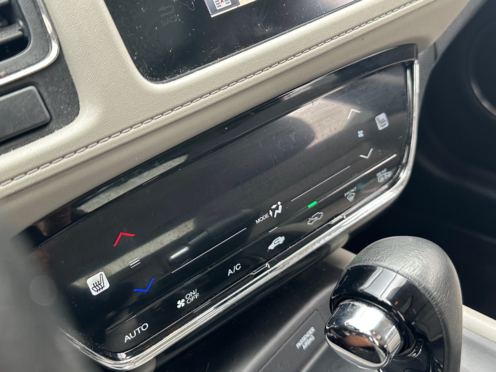 Thumbnail: 2016 Honda HR-V - 3