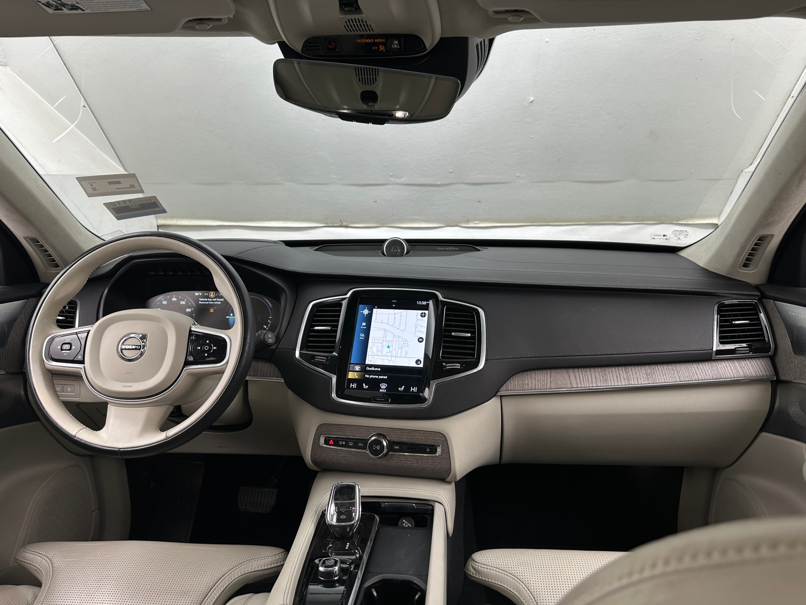 Thumbnail: 2022 Volvo XC90 - 2