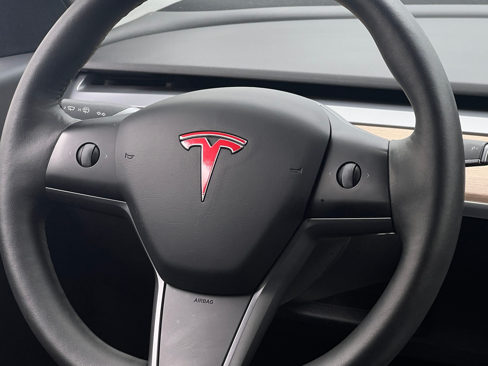 Thumbnail: 2022 Tesla Model Y - 4