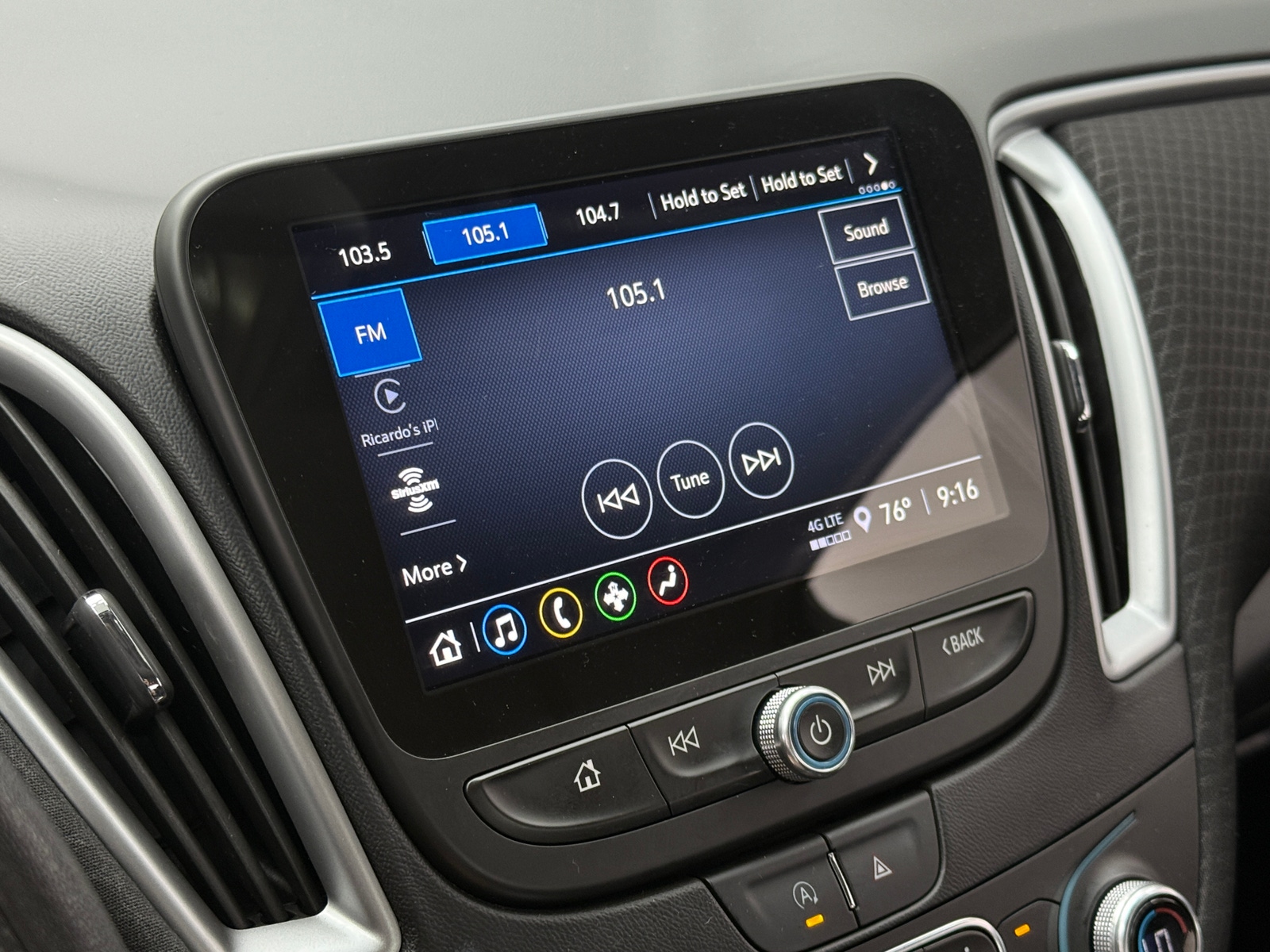Thumbnail: 2024 Chevrolet Malibu - 4
