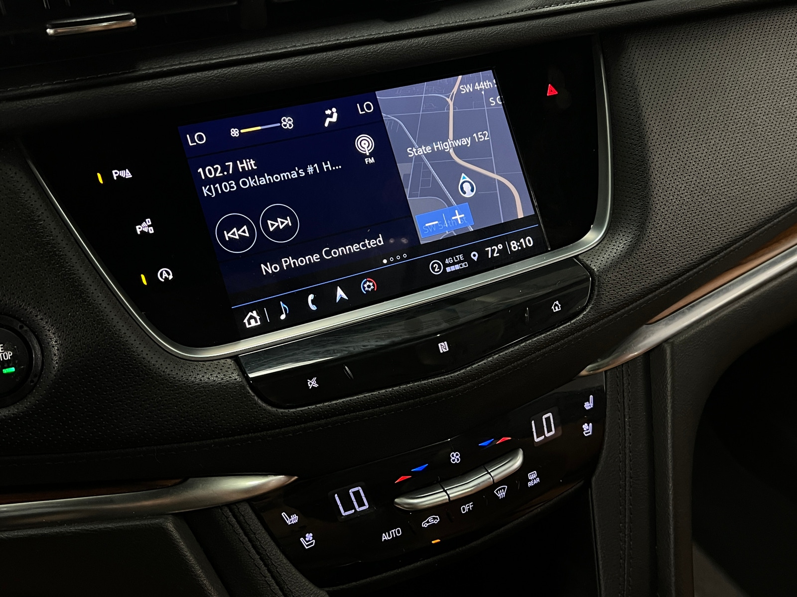 Thumbnail: 2021 Cadillac XT5 - 3