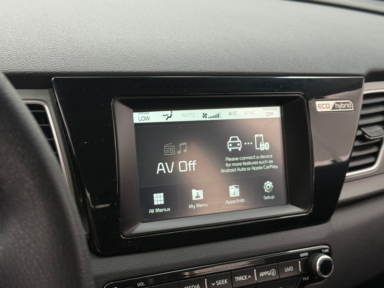 Thumbnail: 2018 Kia Niro - 4