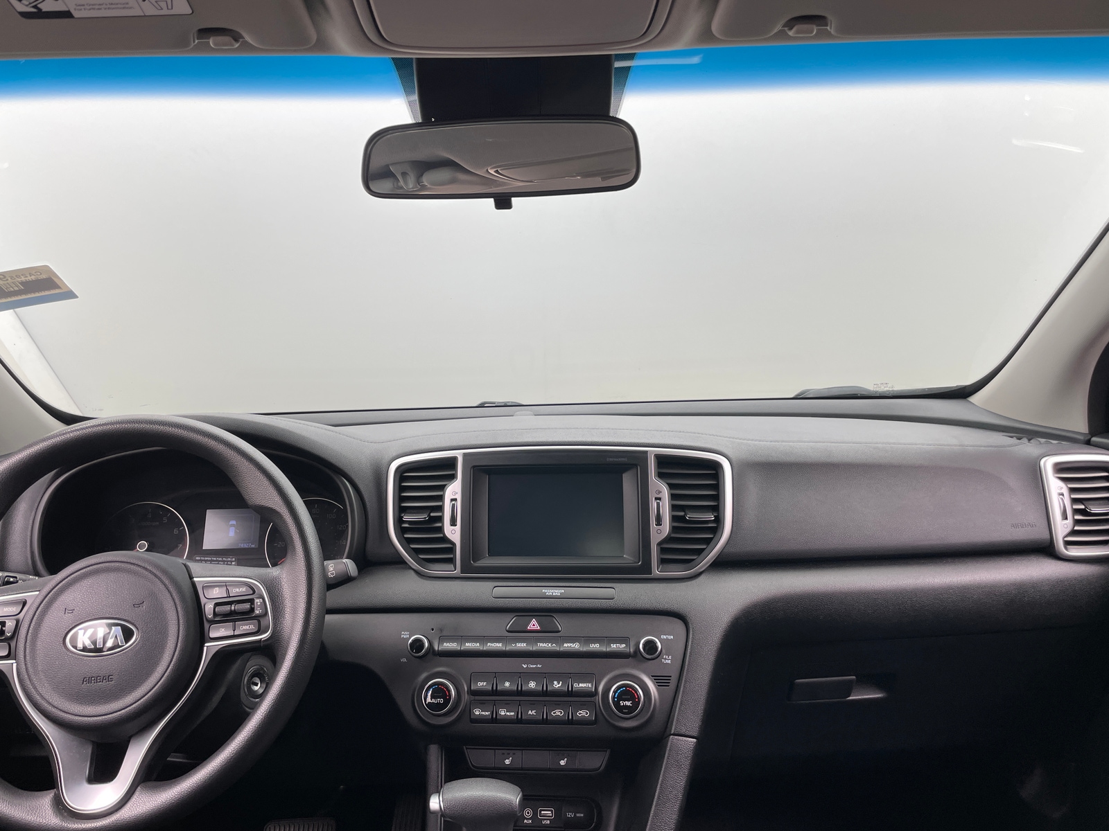 Thumbnail: 2019 Kia Sportage - 3