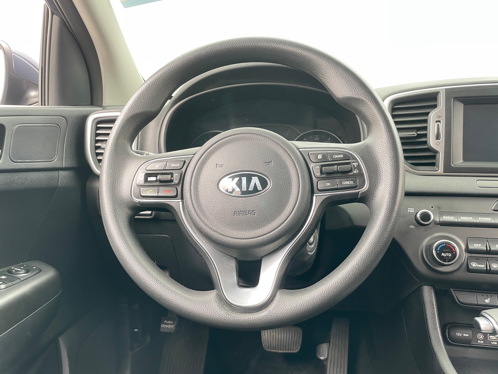 Thumbnail: 2019 Kia Sportage - 5
