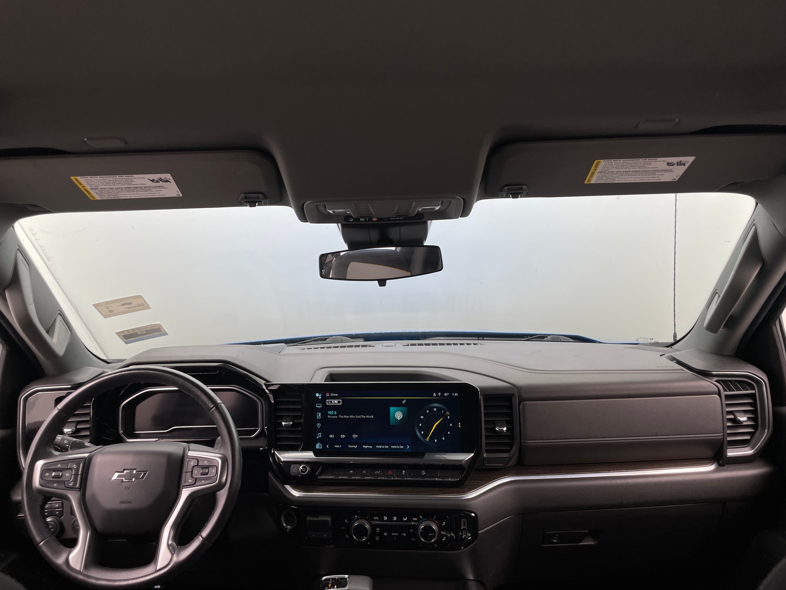 Thumbnail: 2022 Chevrolet Silverado 1500 - 3