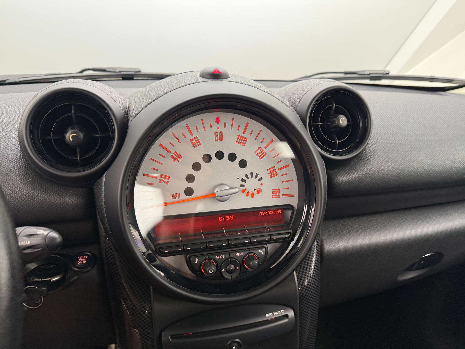 Thumbnail: 2014 MINI Cooper Countryman - 3