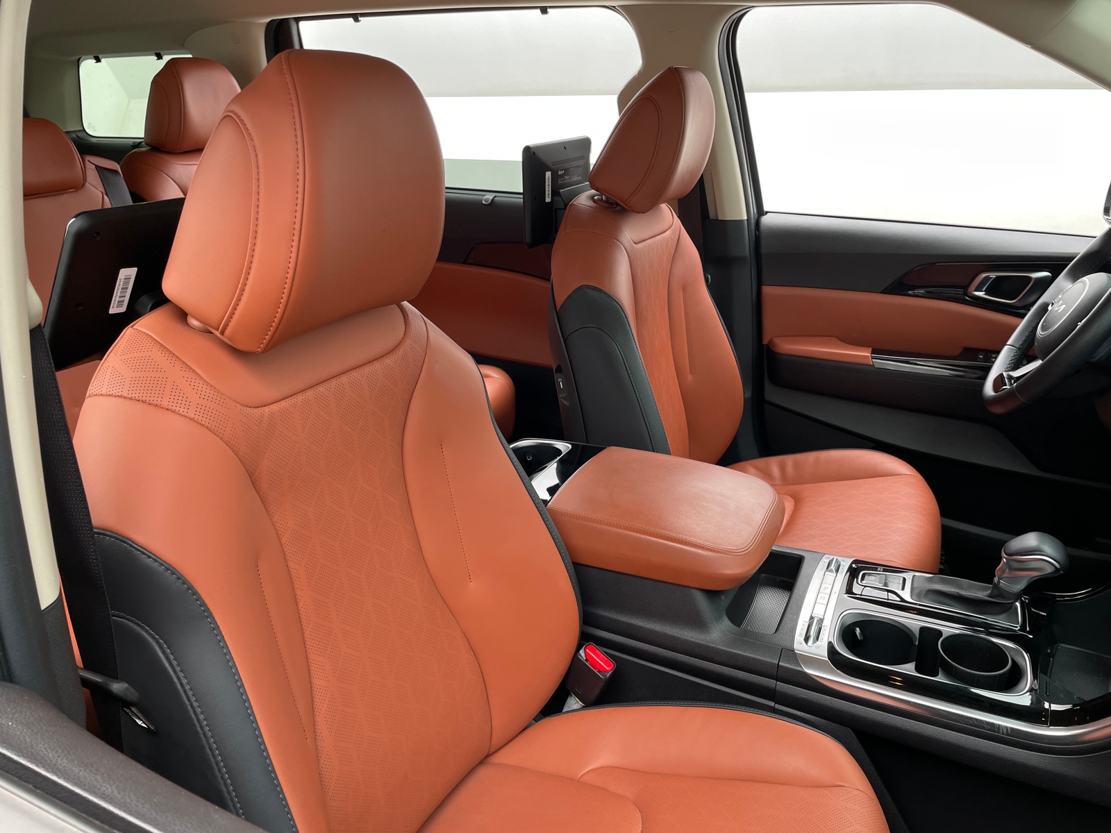 Thumbnail: 2022 Kia Carnival - 2