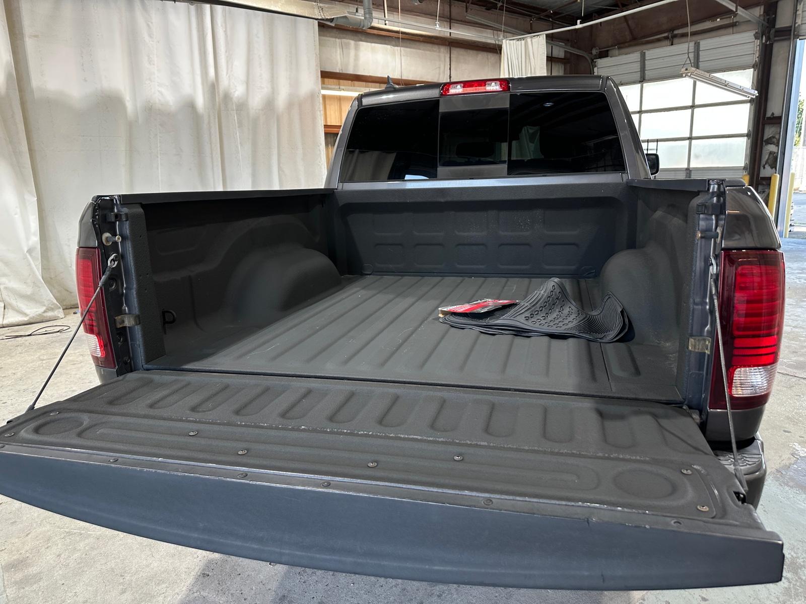 Thumbnail: 2014 RAM 1500 - 7