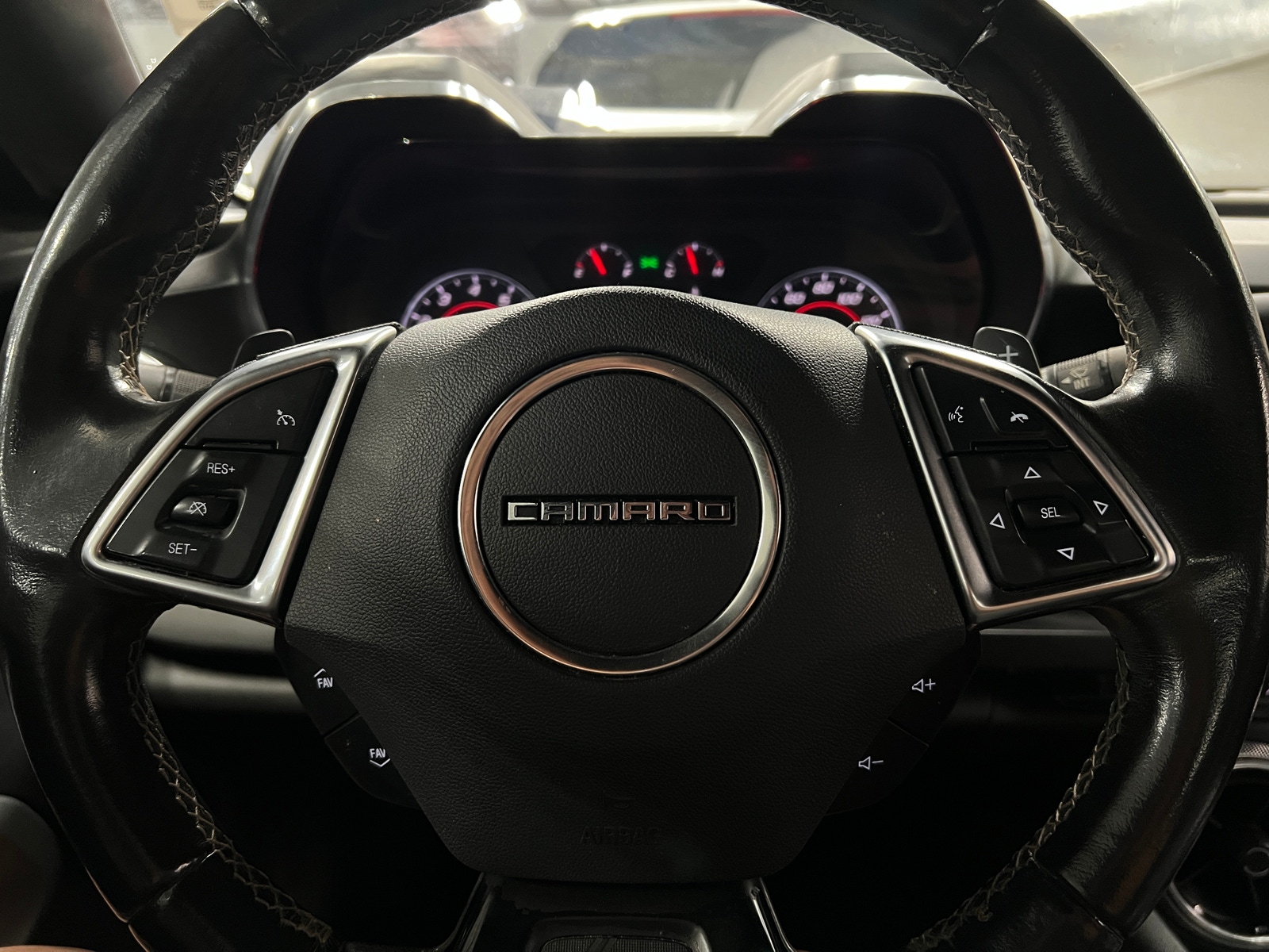 Thumbnail: 2017 Chevrolet Camaro - 4