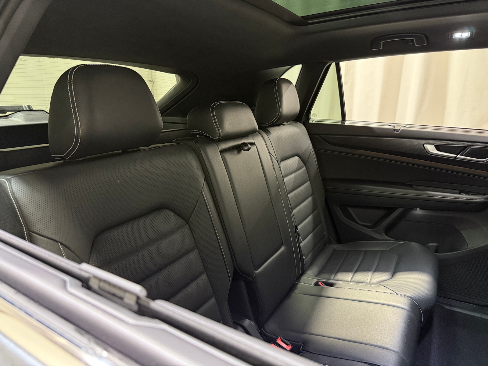 Thumbnail: 2024 Volkswagen Atlas - 5