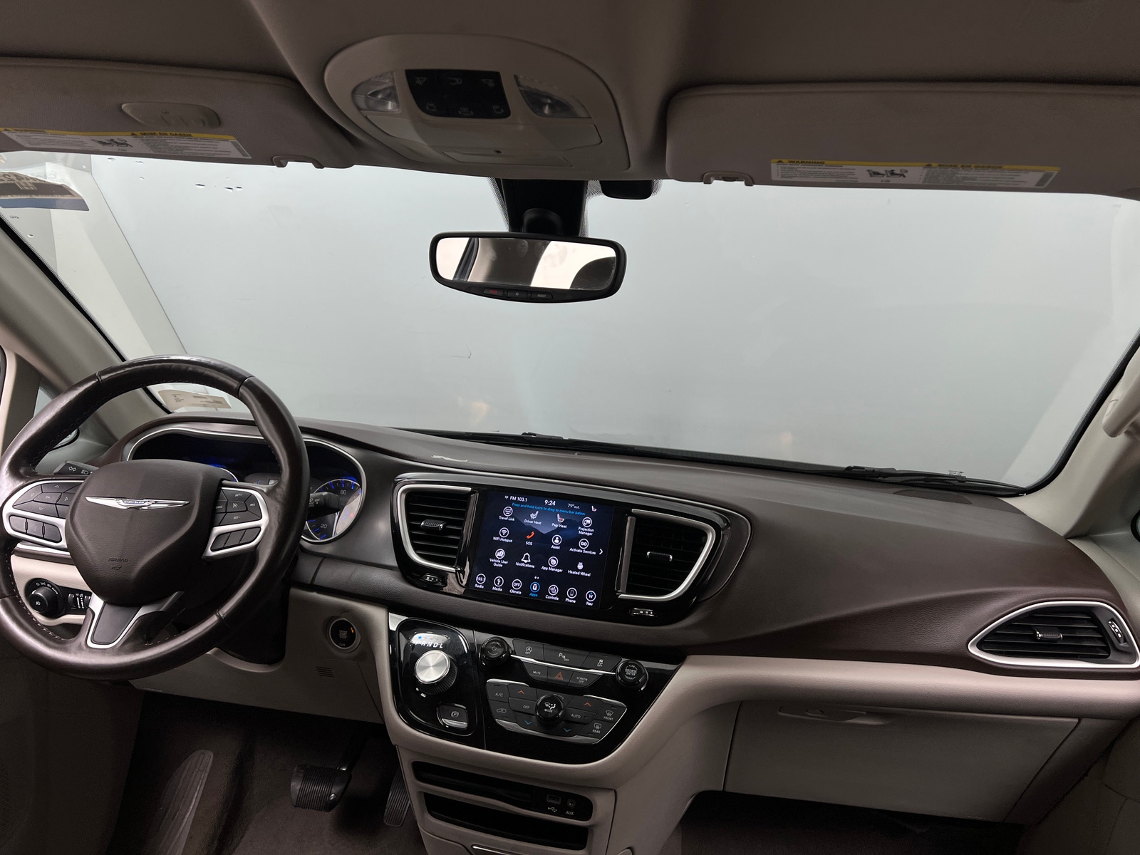 Thumbnail: 2019 Chrysler Pacifica - 3