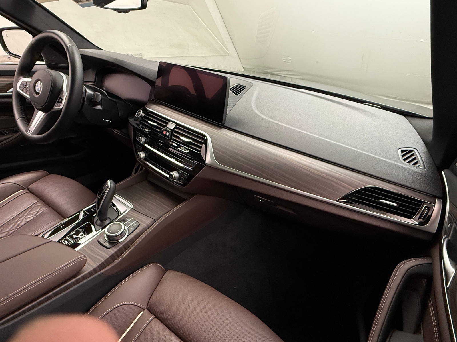 Thumbnail: 2022 BMW 5 Series - 2
