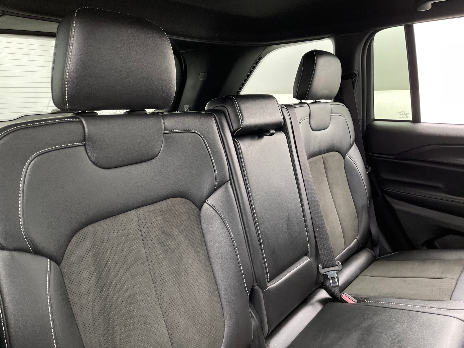Thumbnail: 2023 Jeep Grand Cherokee - 6