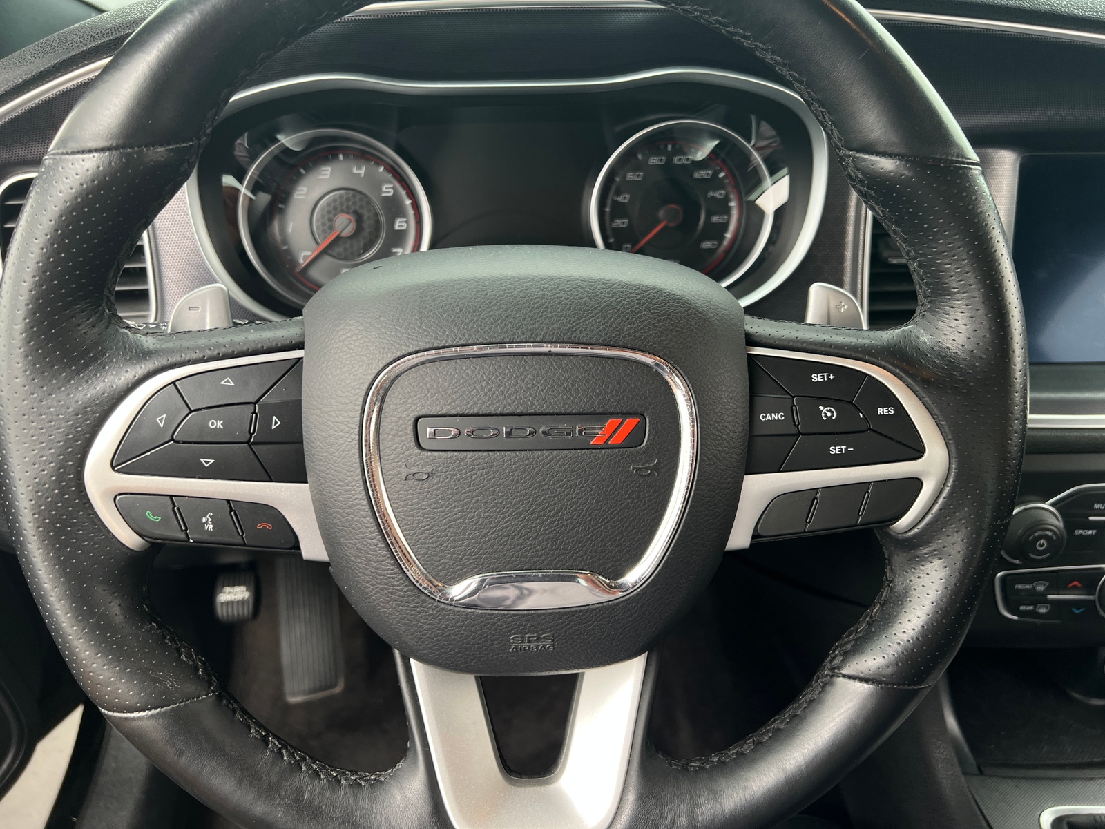 Thumbnail: 2017 Dodge Charger - 4