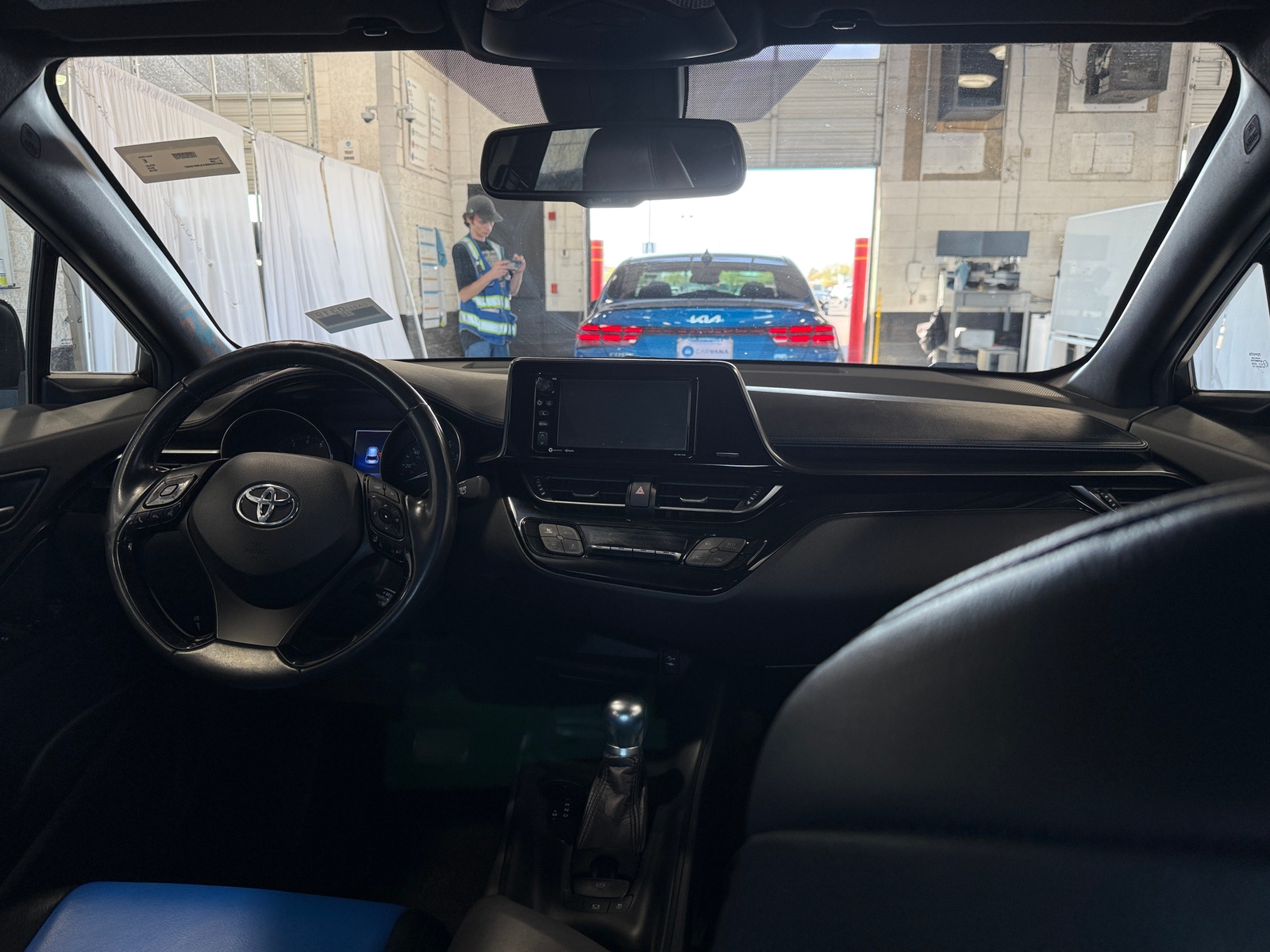 Thumbnail: 2018 Toyota C-HR - 2