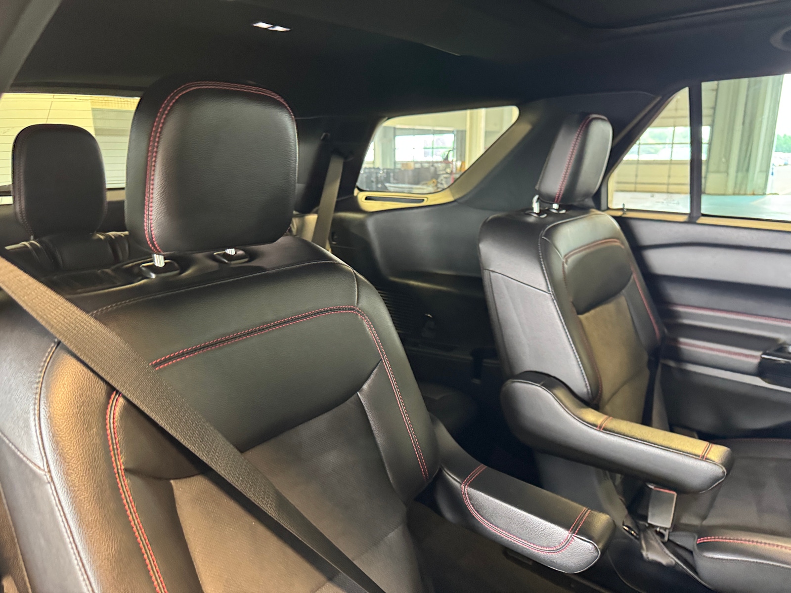Thumbnail: 2022 Ford Explorer - 5