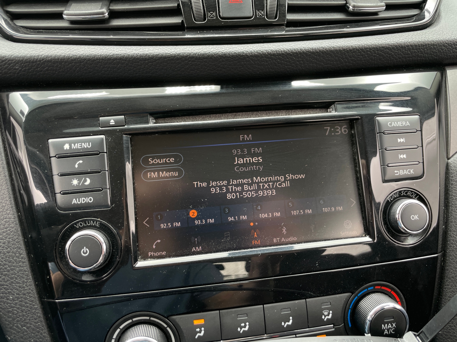 Thumbnail: 2021 Nissan Rogue Sport - 4