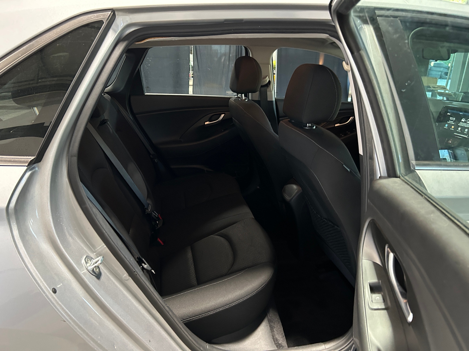 Thumbnail: 2020 Hyundai Elantra - 6
