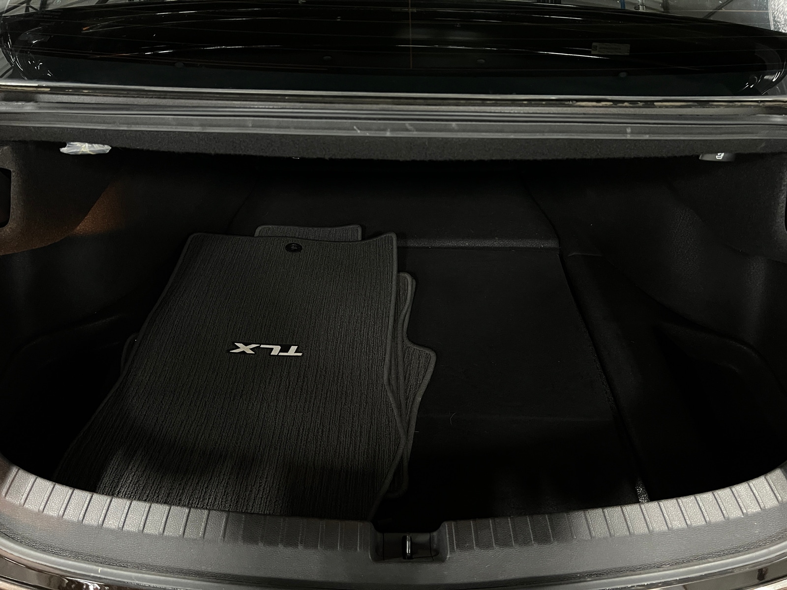 Thumbnail: 2016 Acura TLX - 6