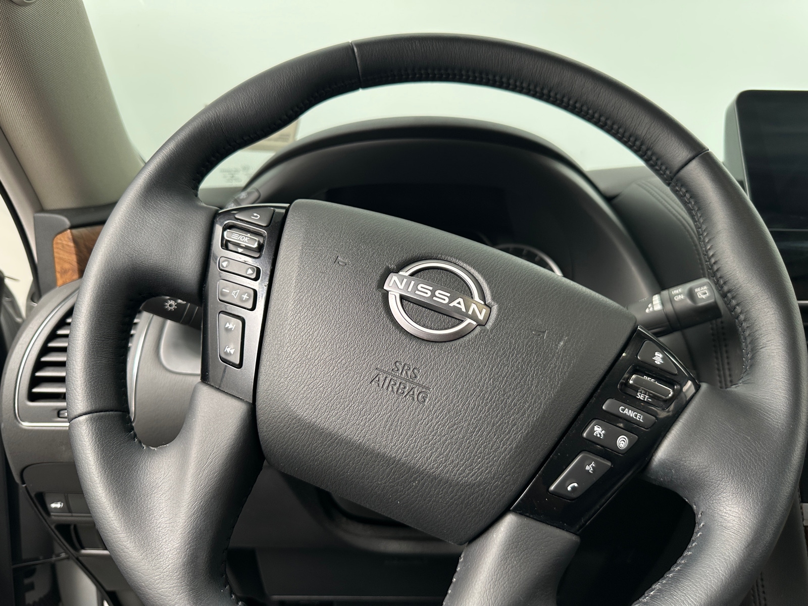 Thumbnail: 2024 Nissan Armada - 4