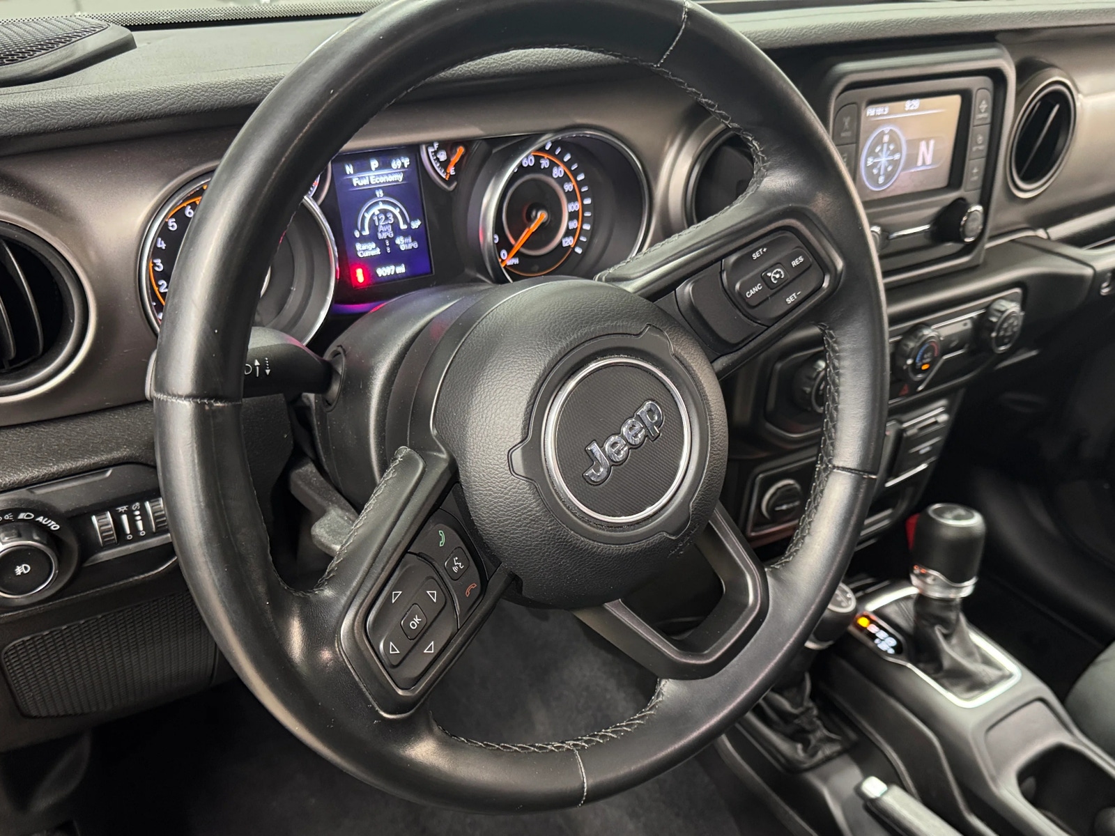 Thumbnail: 2020 Jeep Wrangler - 3