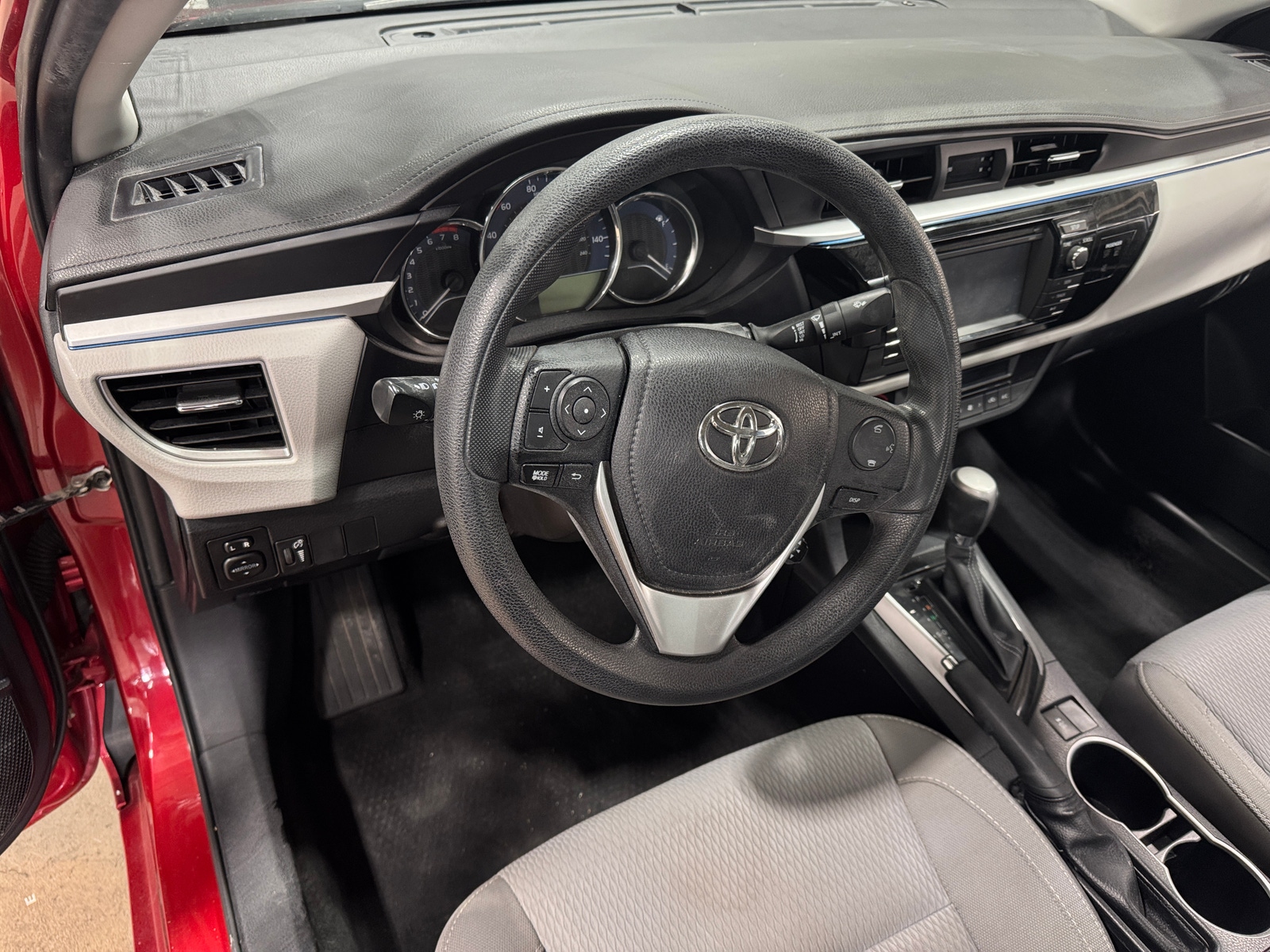 Thumbnail: 2016 Toyota Corolla - 3
