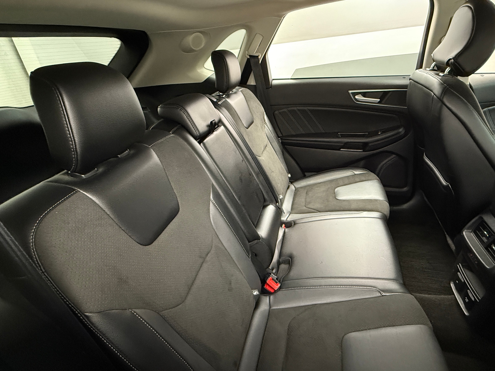 Thumbnail: 2018 Ford Edge - 5