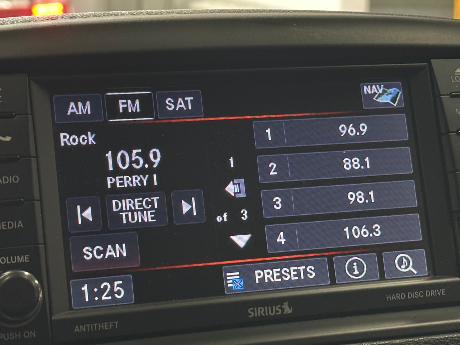 Thumbnail: 2020 Dodge Grand Caravan - 3