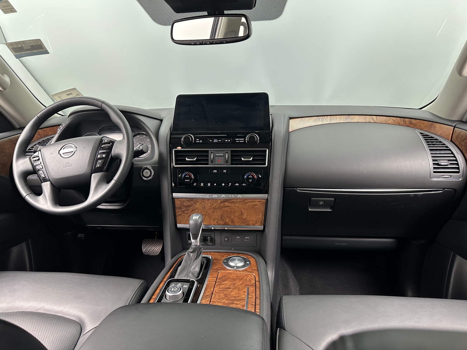 Thumbnail: 2024 Nissan Armada - 2