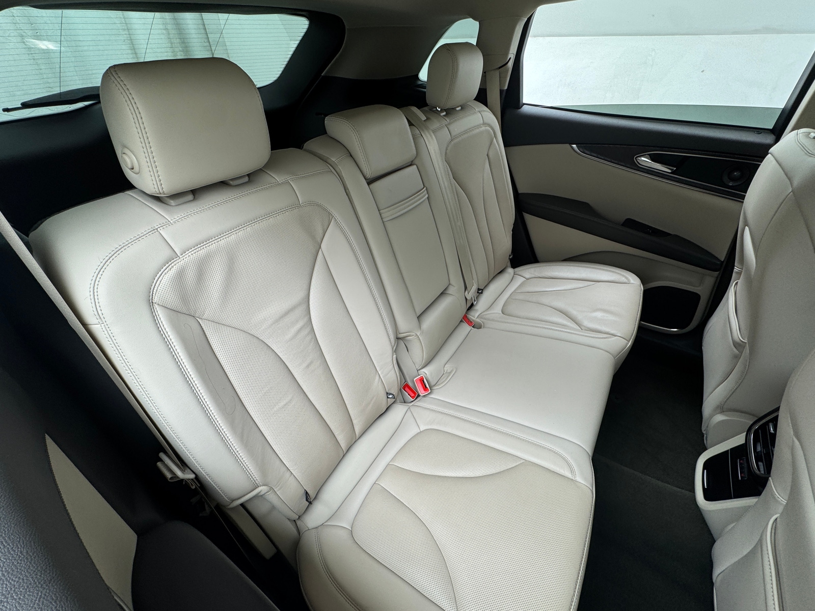 Thumbnail: 2019 Lincoln Nautilus - 5
