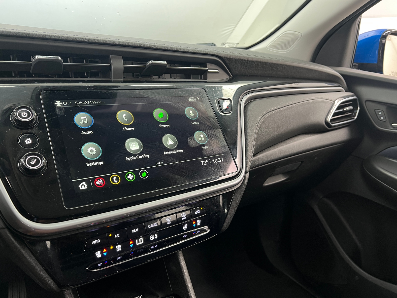 Thumbnail: 2023 Chevrolet Bolt EUV - 4
