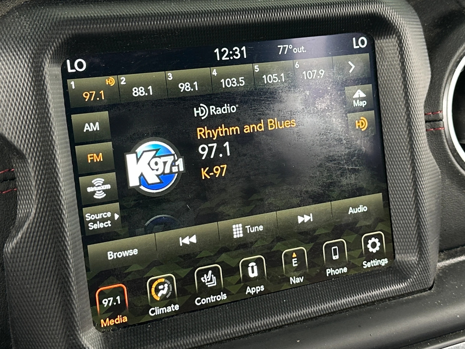 Thumbnail: 2020 Jeep Wrangler - 3
