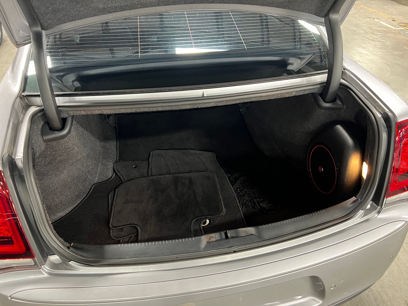 Thumbnail: 2015 Chrysler 300 - 6