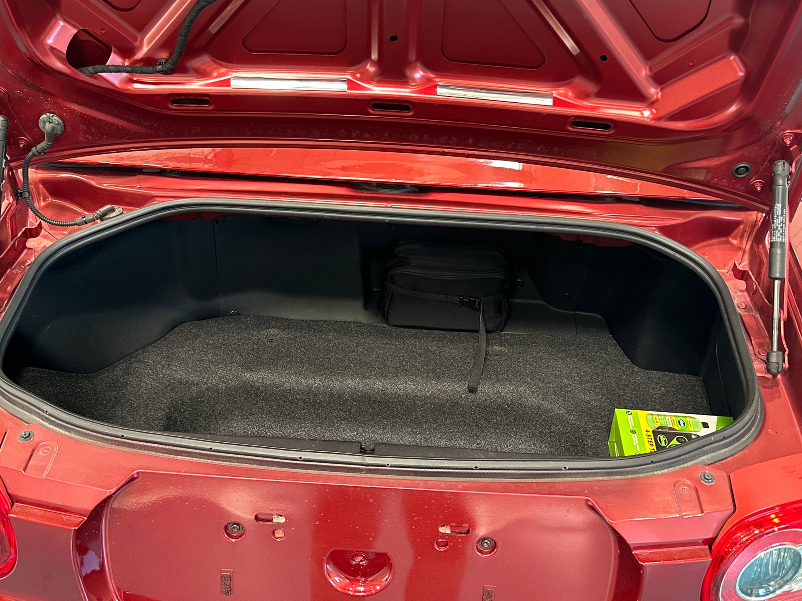 Thumbnail: 2014 Mazda MX-5 Miata - 5