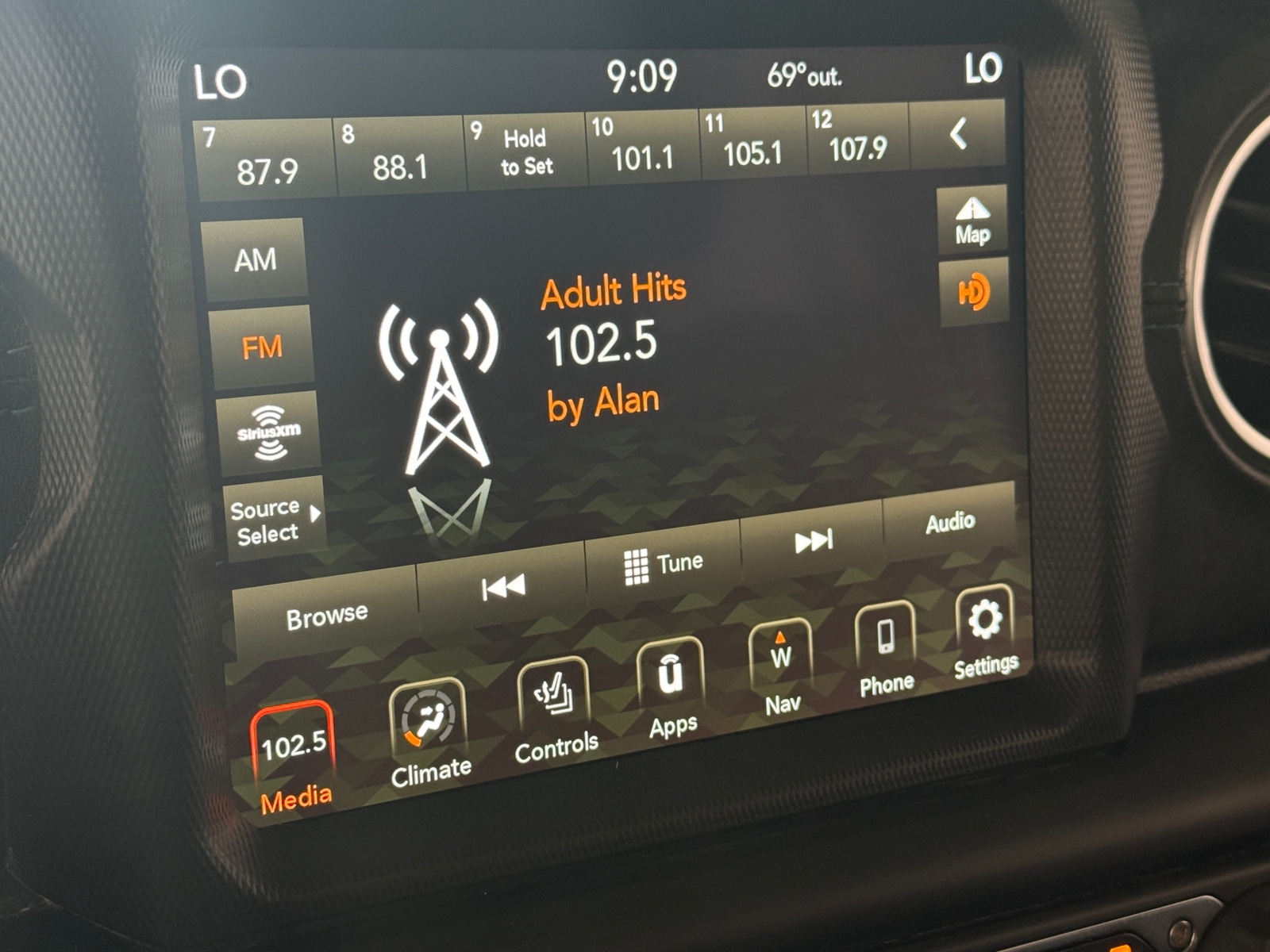 Thumbnail: 2021 Jeep Wrangler - 4