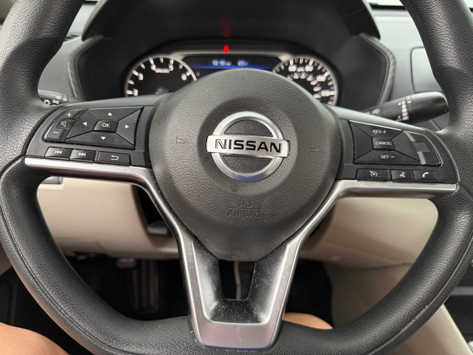Thumbnail: 2020 Nissan Altima - 5