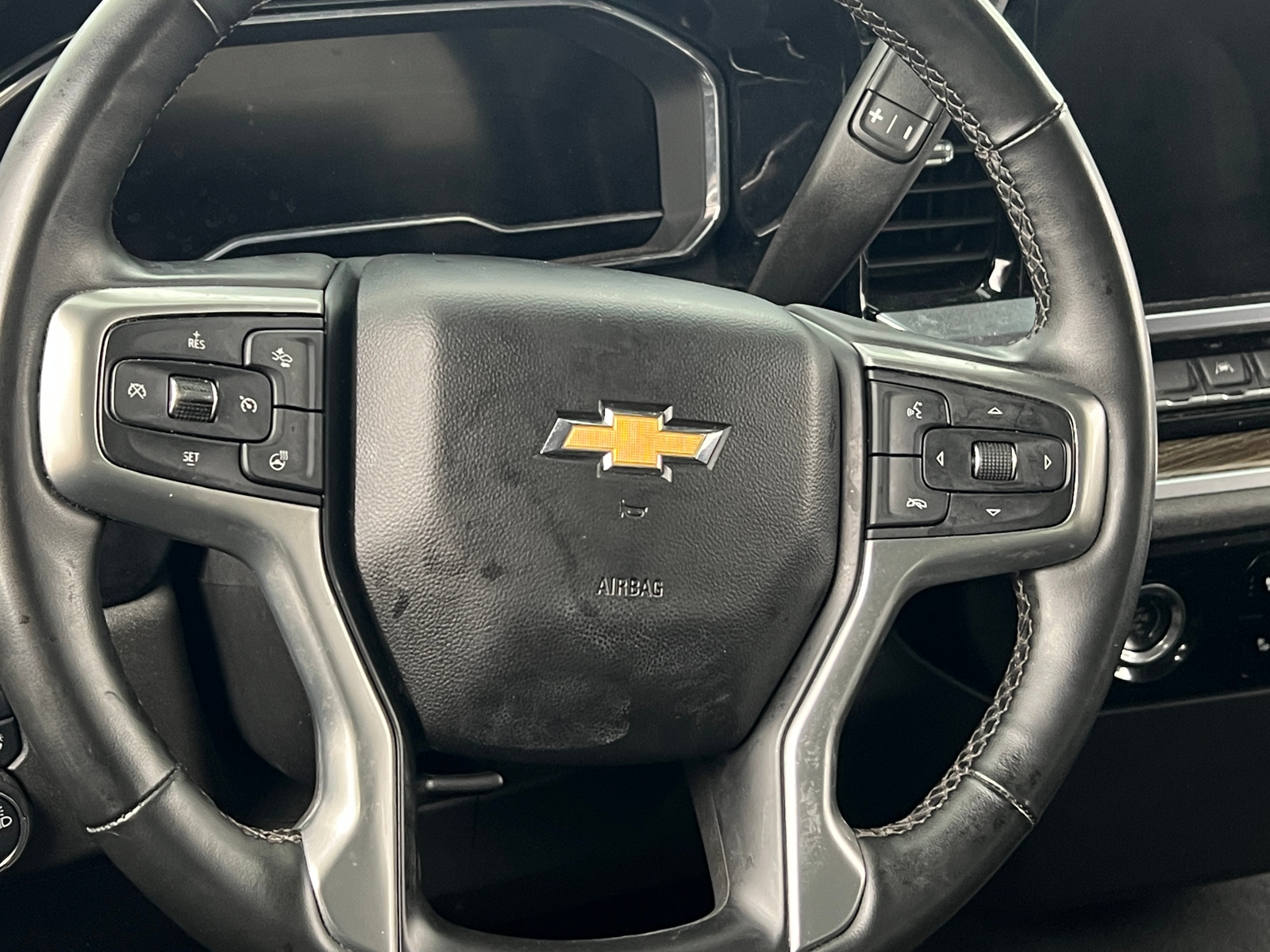 Thumbnail: 2023 Chevrolet Silverado 1500 - 5