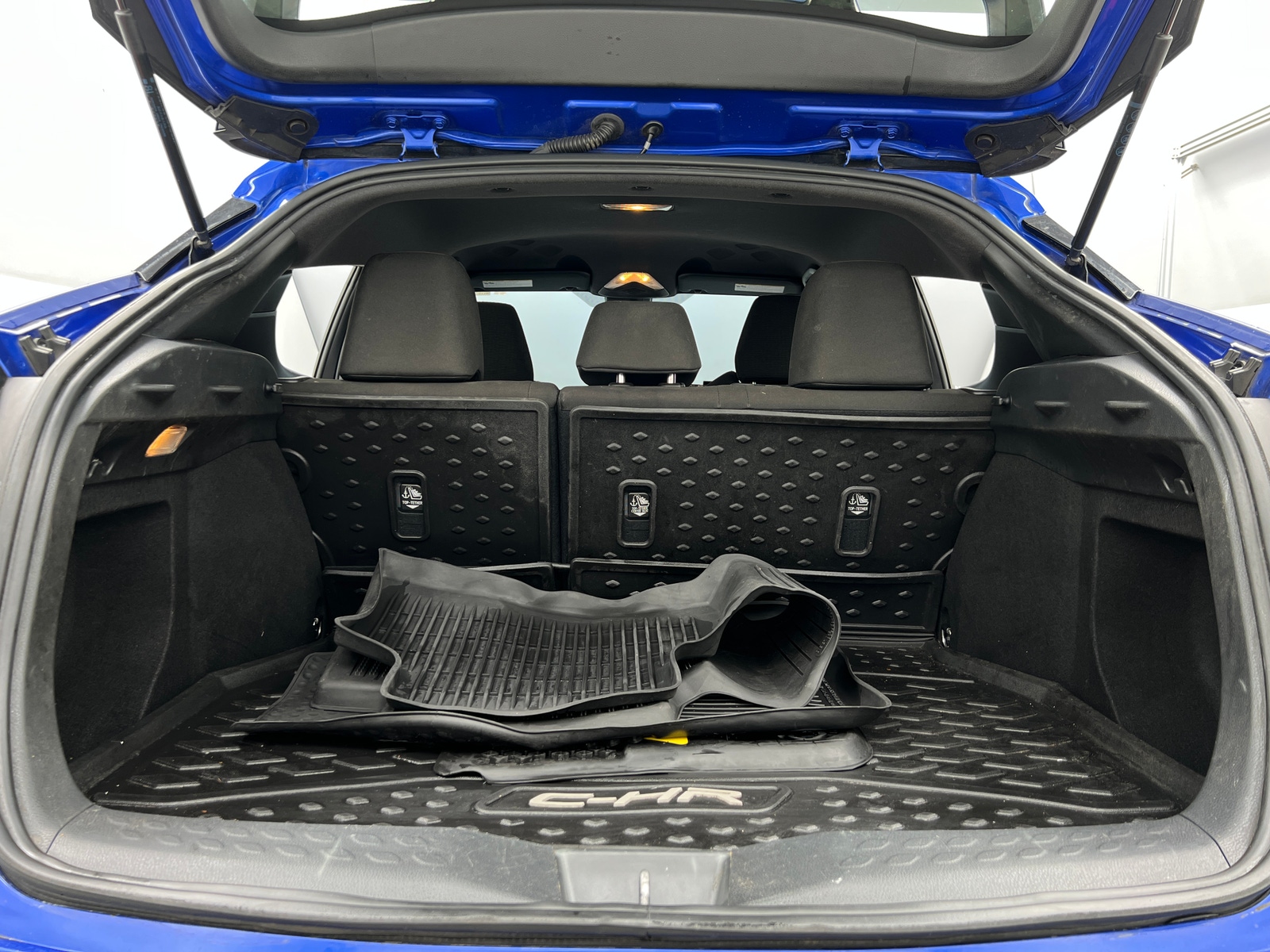 Thumbnail: 2019 Toyota C-HR - 7