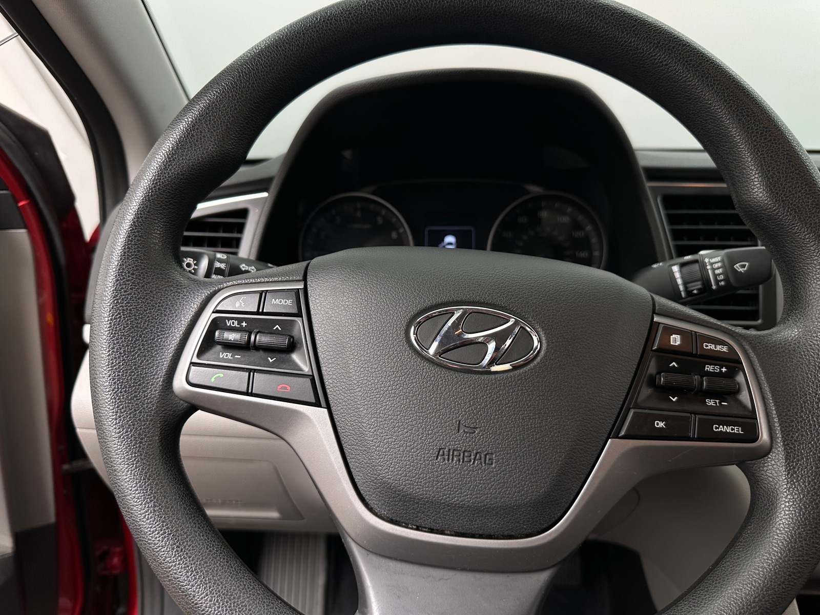Thumbnail: 2018 Hyundai Elantra - 5