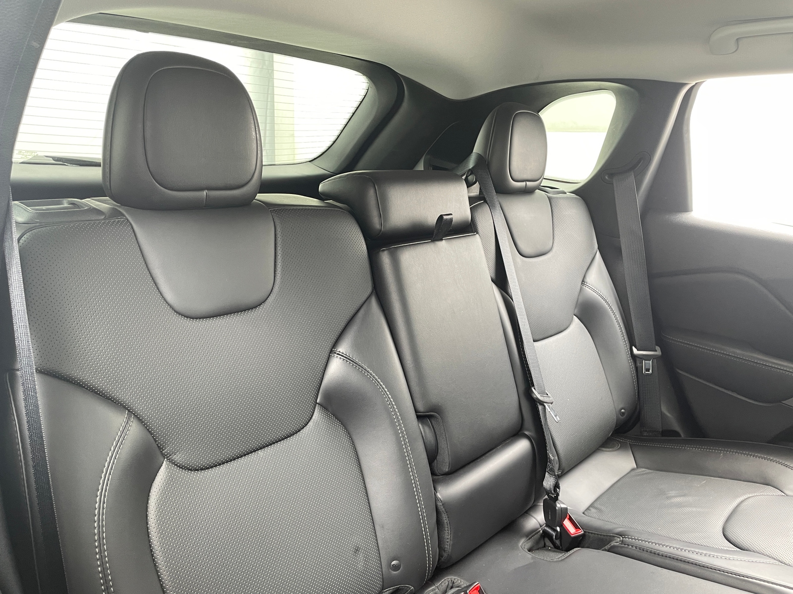 Thumbnail: 2019 Jeep Cherokee - 5