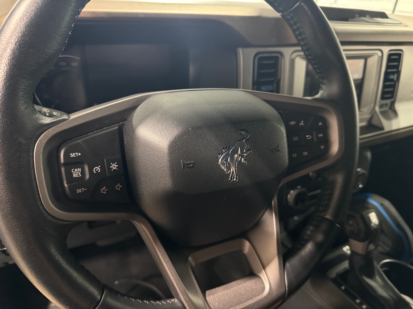 Thumbnail: 2023 Ford Bronco - 5