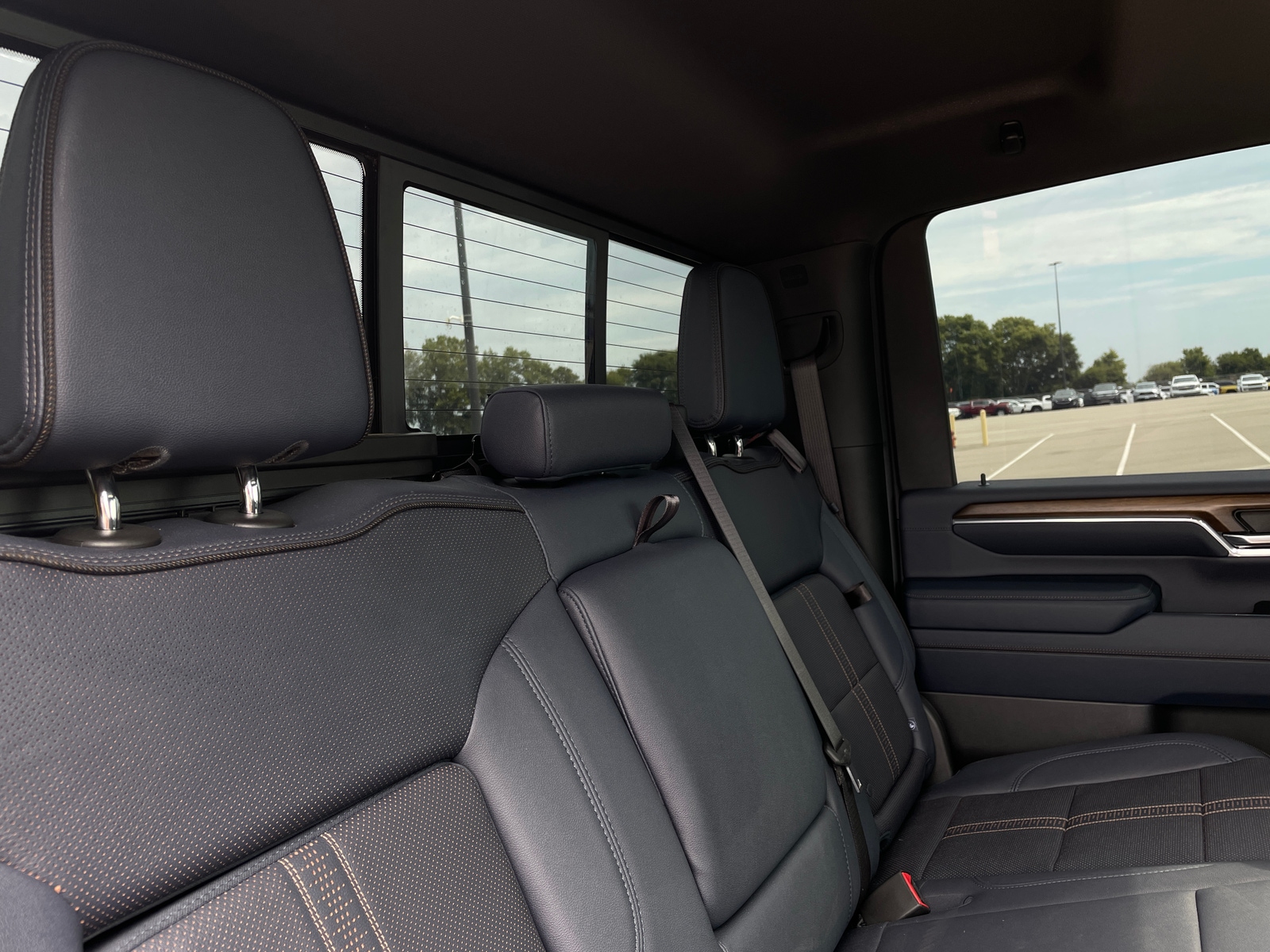 Thumbnail: 2024 Chevrolet Silverado 3500 - 5