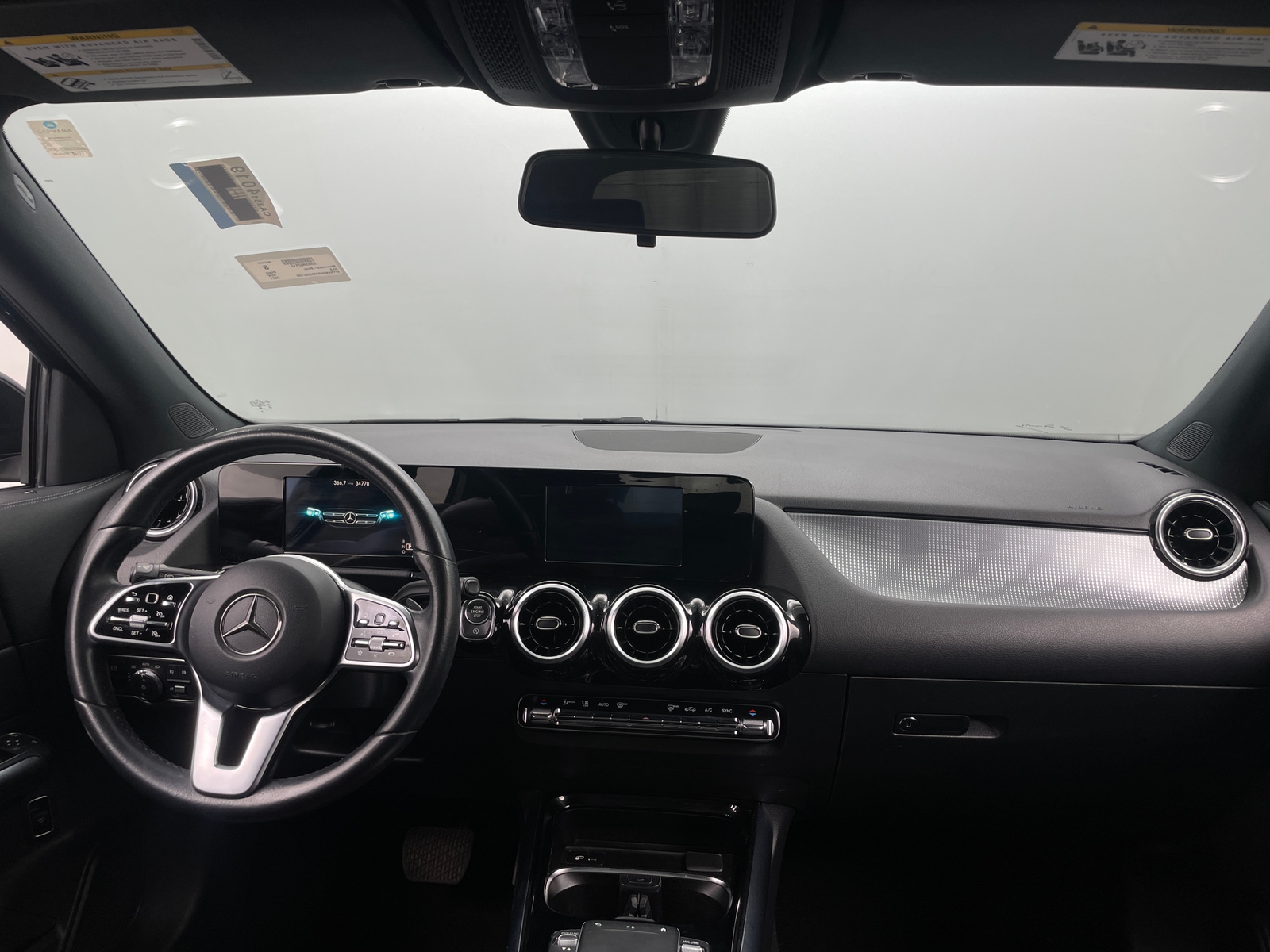 Thumbnail: 2021 Mercedes-Benz GLA - 2