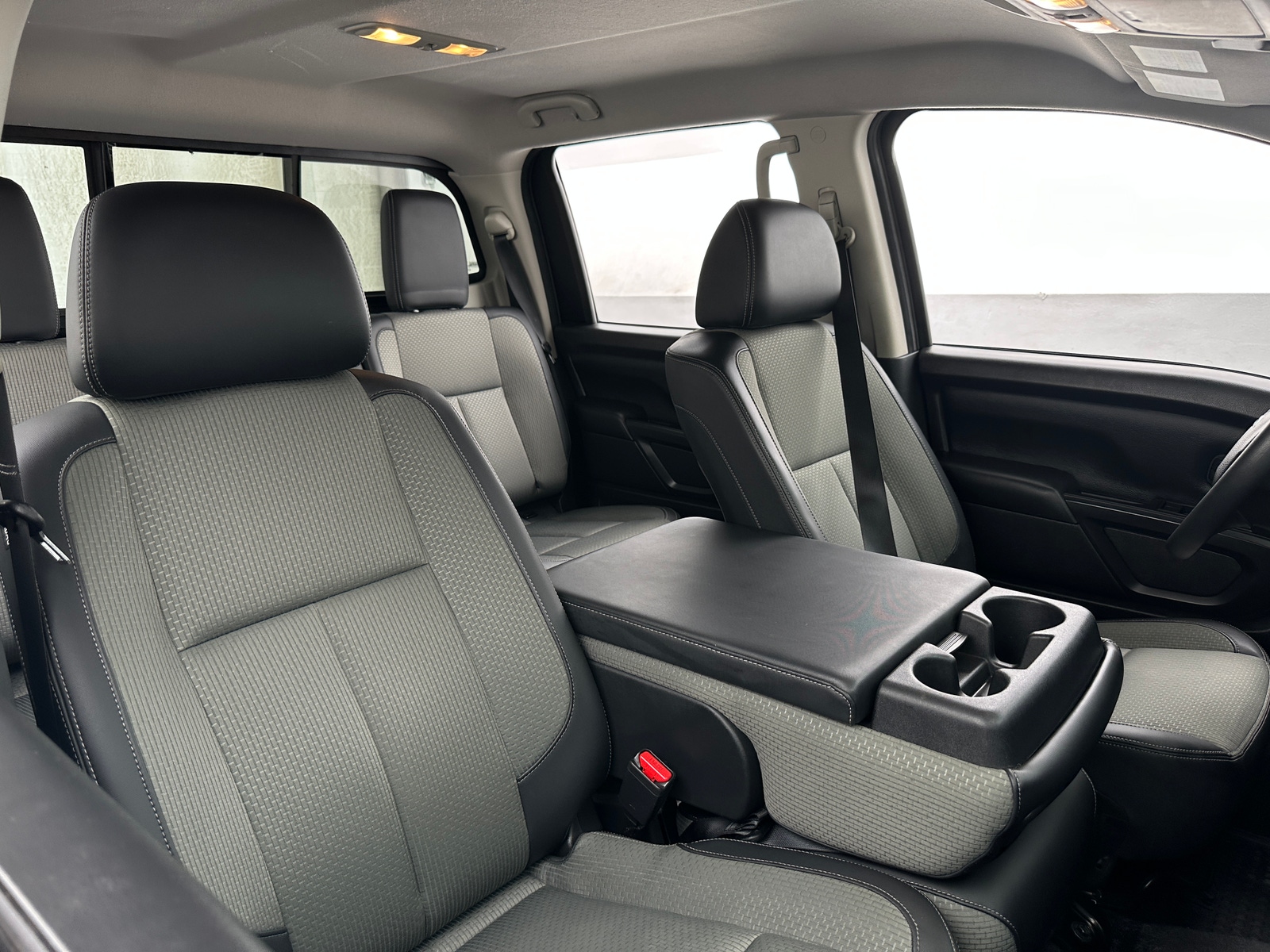 Thumbnail: 2021 Nissan Titan - 2