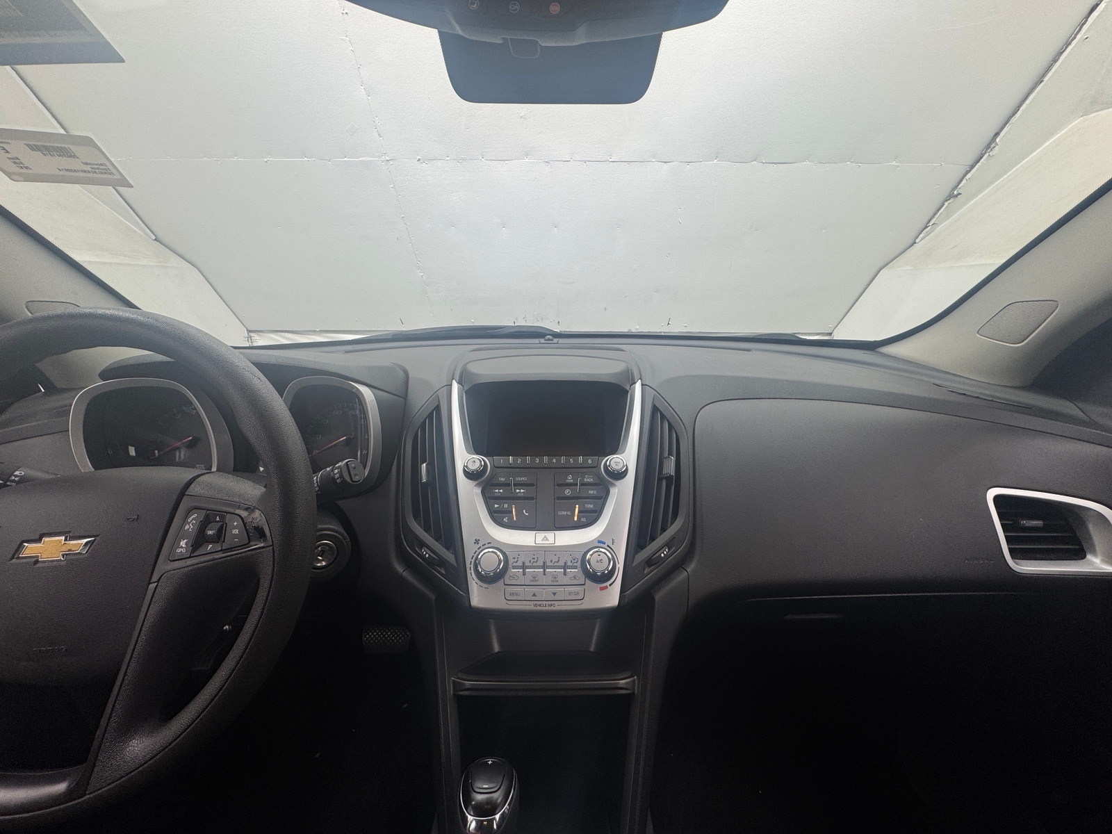 Thumbnail: 2017 Chevrolet Equinox - 3