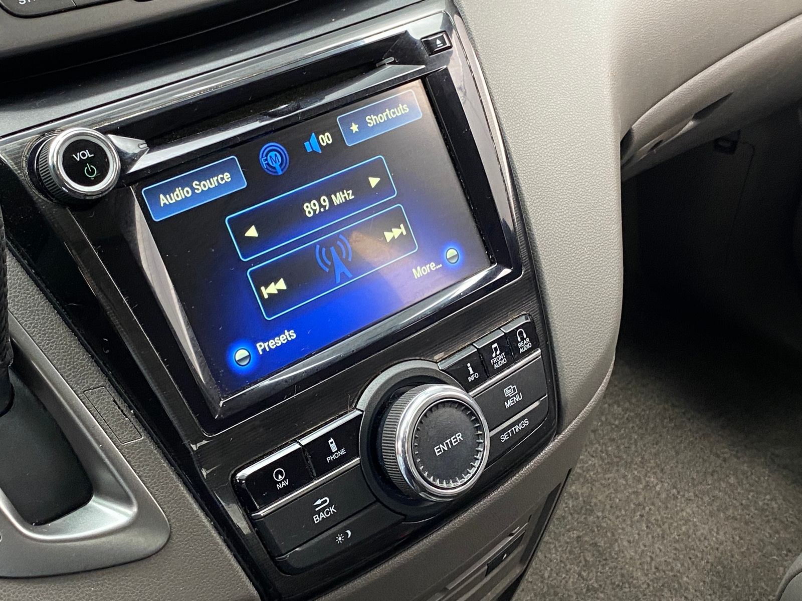 Thumbnail: 2016 Honda Odyssey - 3