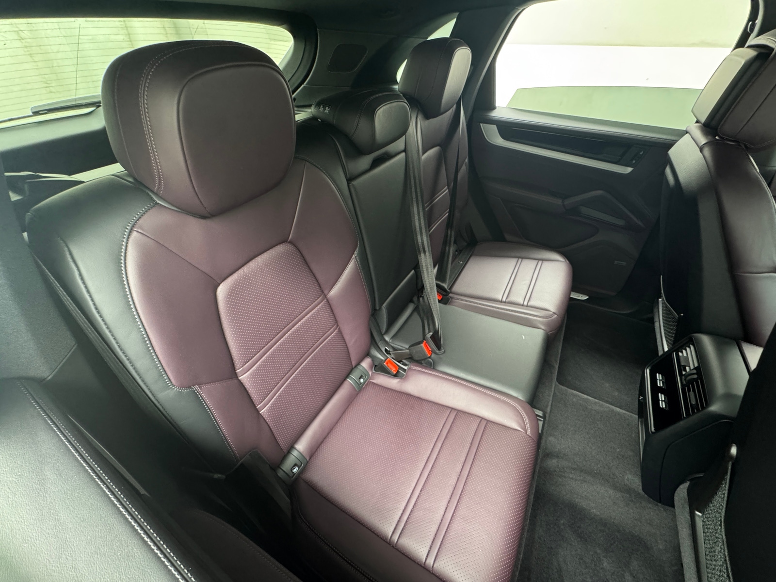 Thumbnail: 2024 Porsche Cayenne - 5