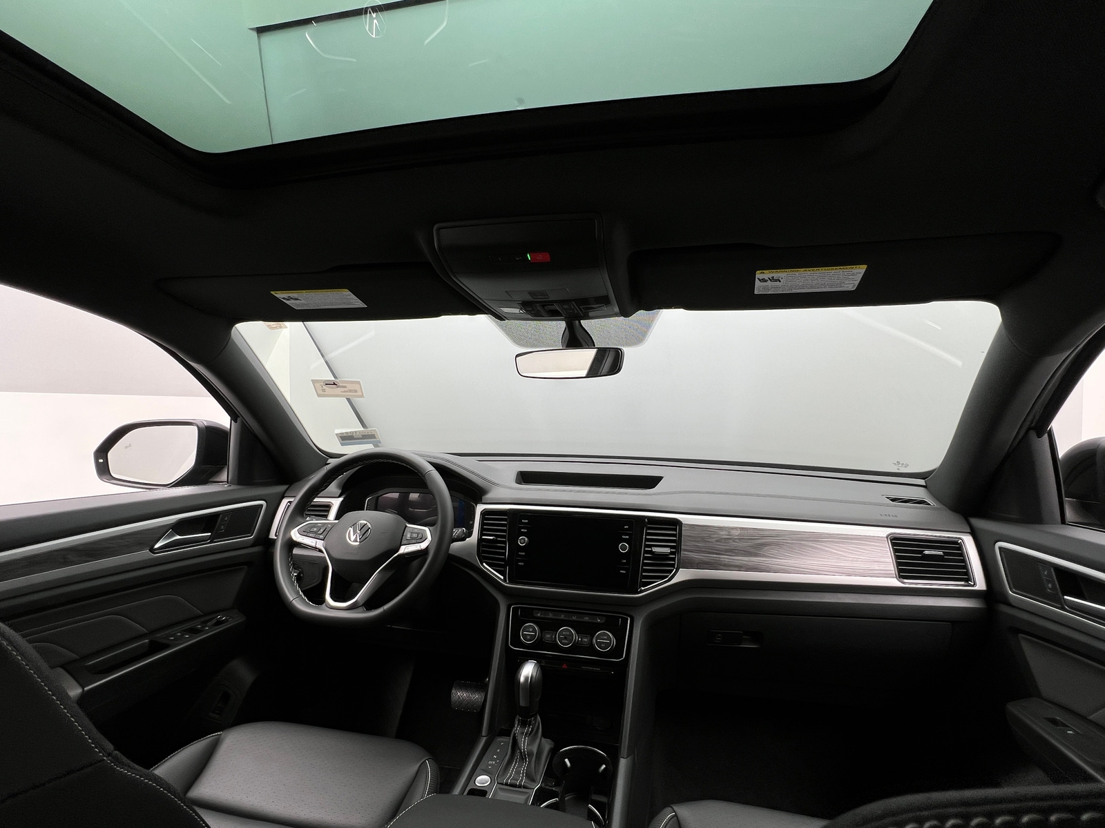 Thumbnail: 2023 Volkswagen Atlas - 2