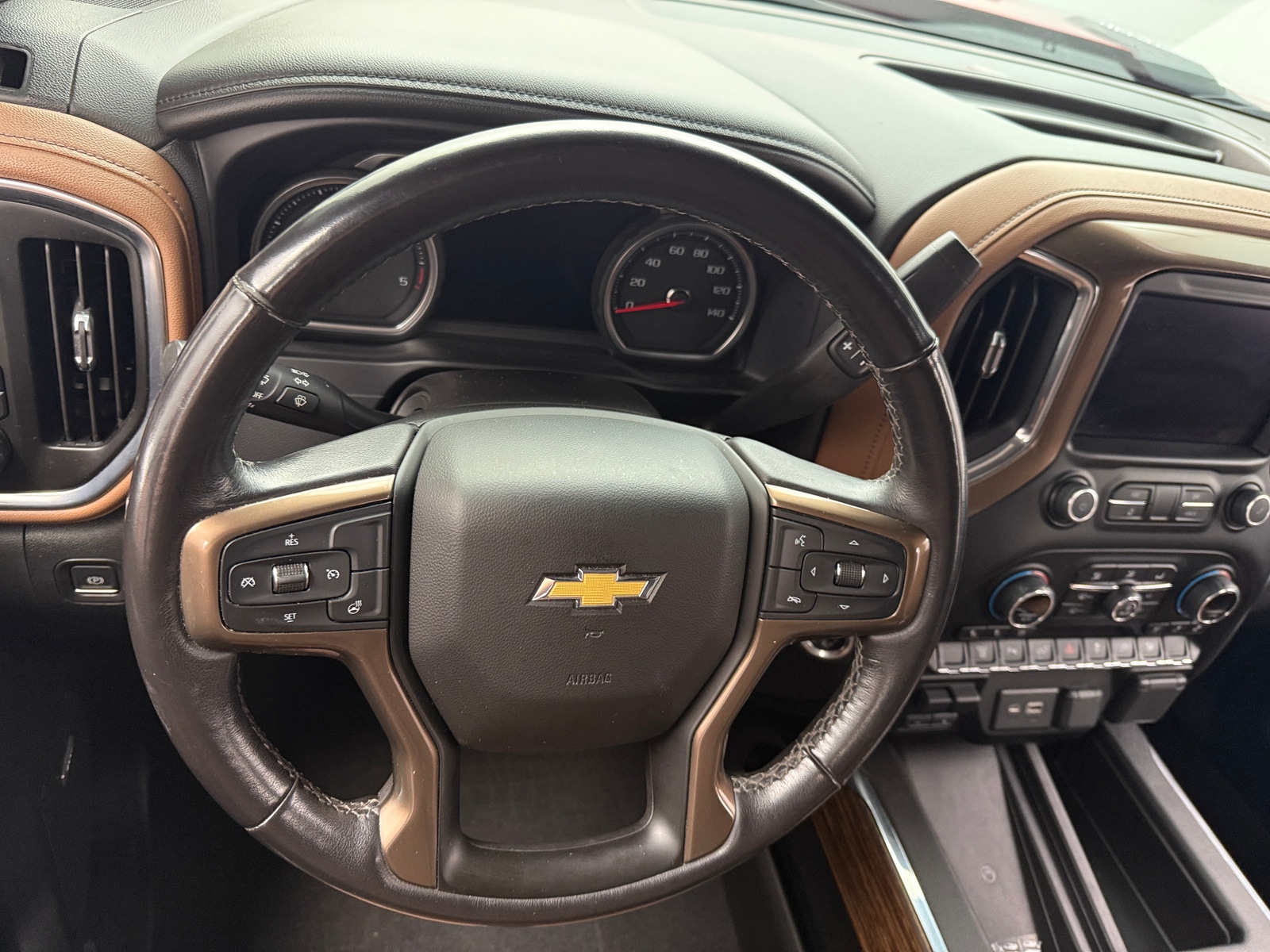 Thumbnail: 2022 Chevrolet Silverado 3500 - 4