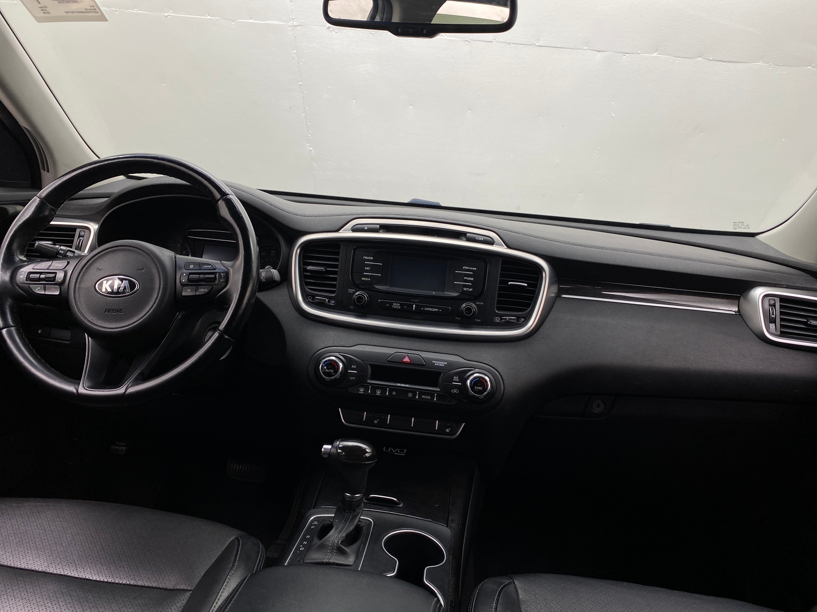 Thumbnail: 2016 Kia Sorento - 2